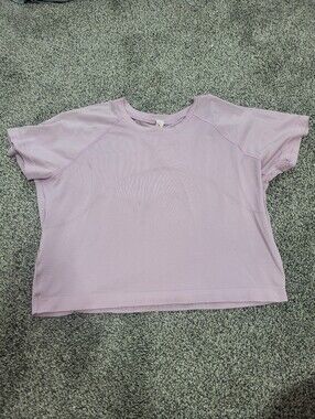 lululemon athletica Lavender Short Sleeve Performance Tee